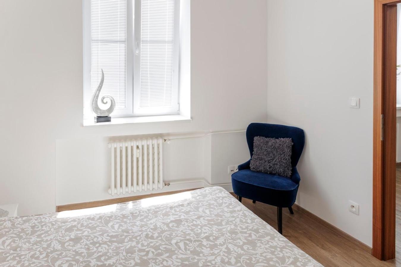 Diamond Residence In Old Town With Free Parking براتسيلافا المظهر الخارجي الصورة